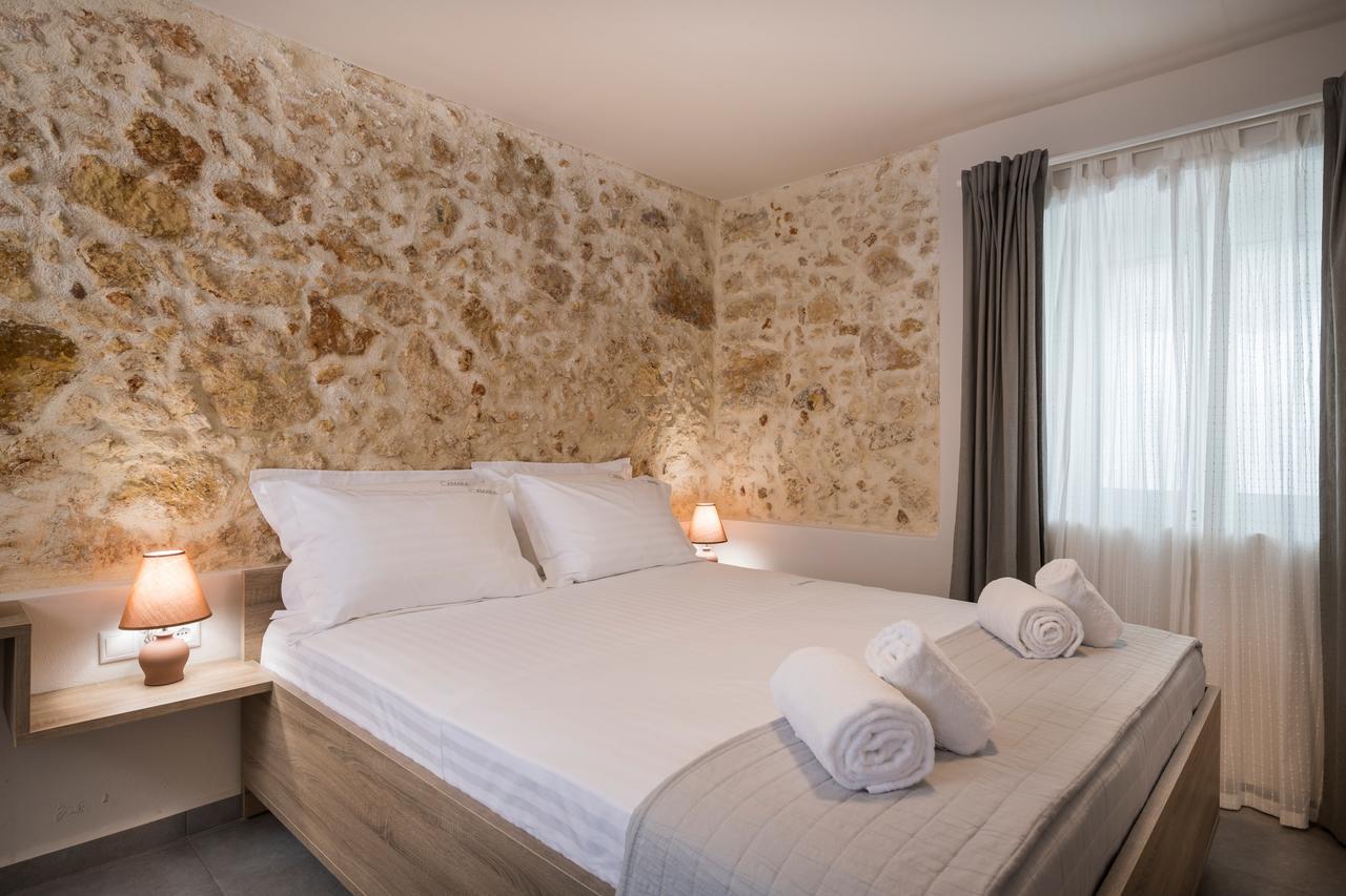 Camara Residence Chania  Buitenkant foto